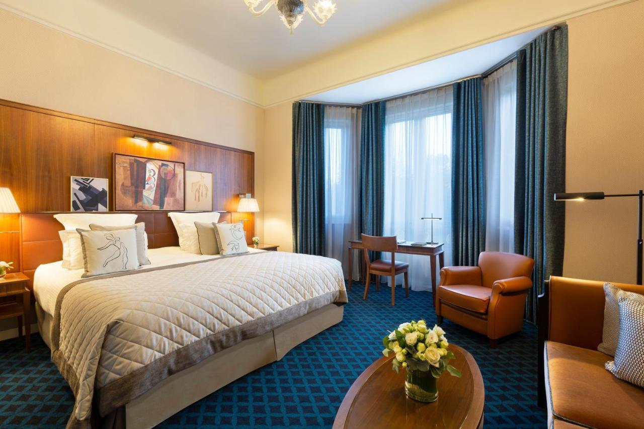 Hotel Barrire Le Westminster Le Touquet Eksteriør bilde A room at the Hotel de Crillon